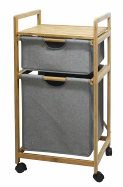 Badregal mit Wäschesammler