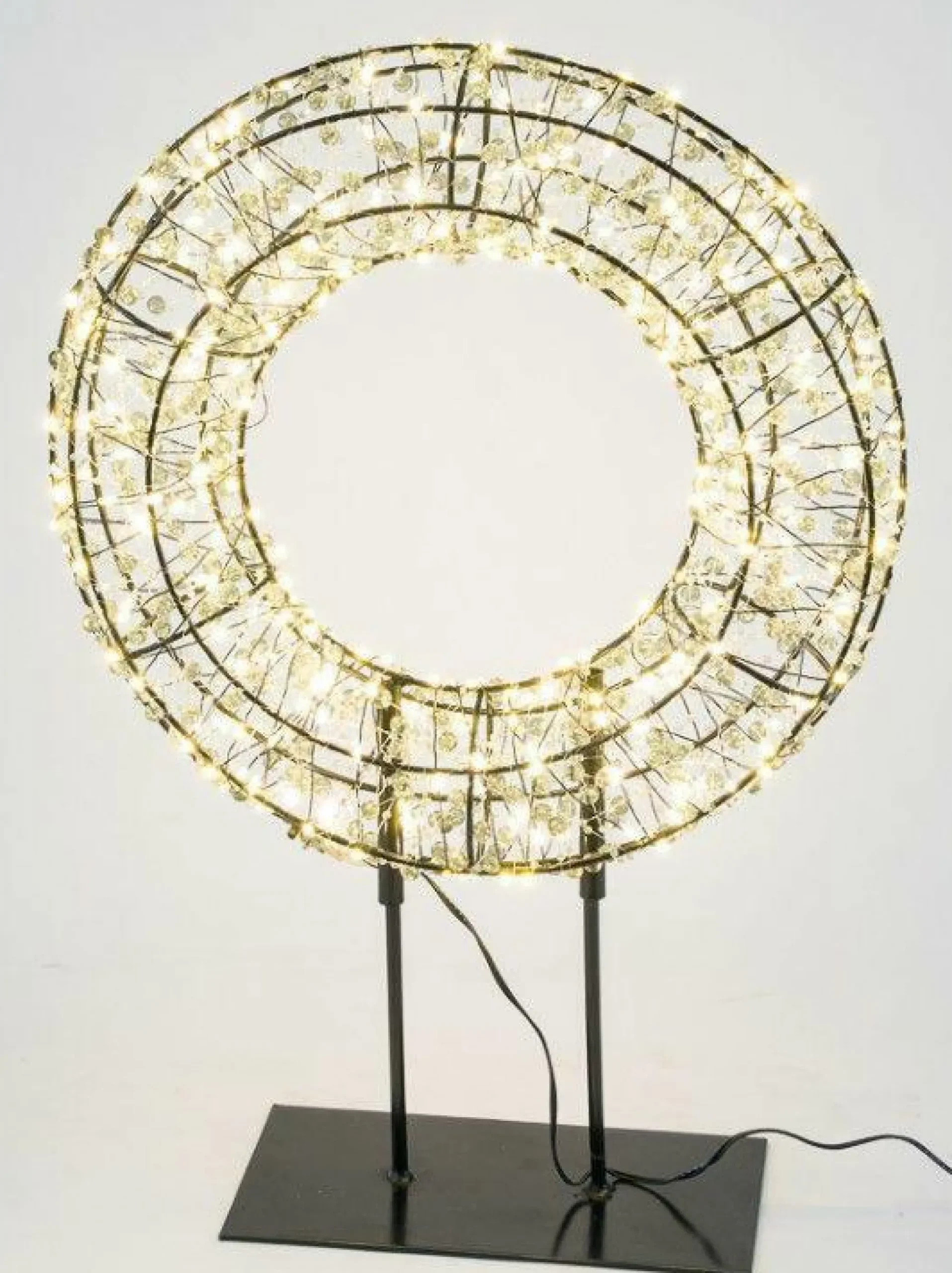 Drahtkranz LED auf Fuß