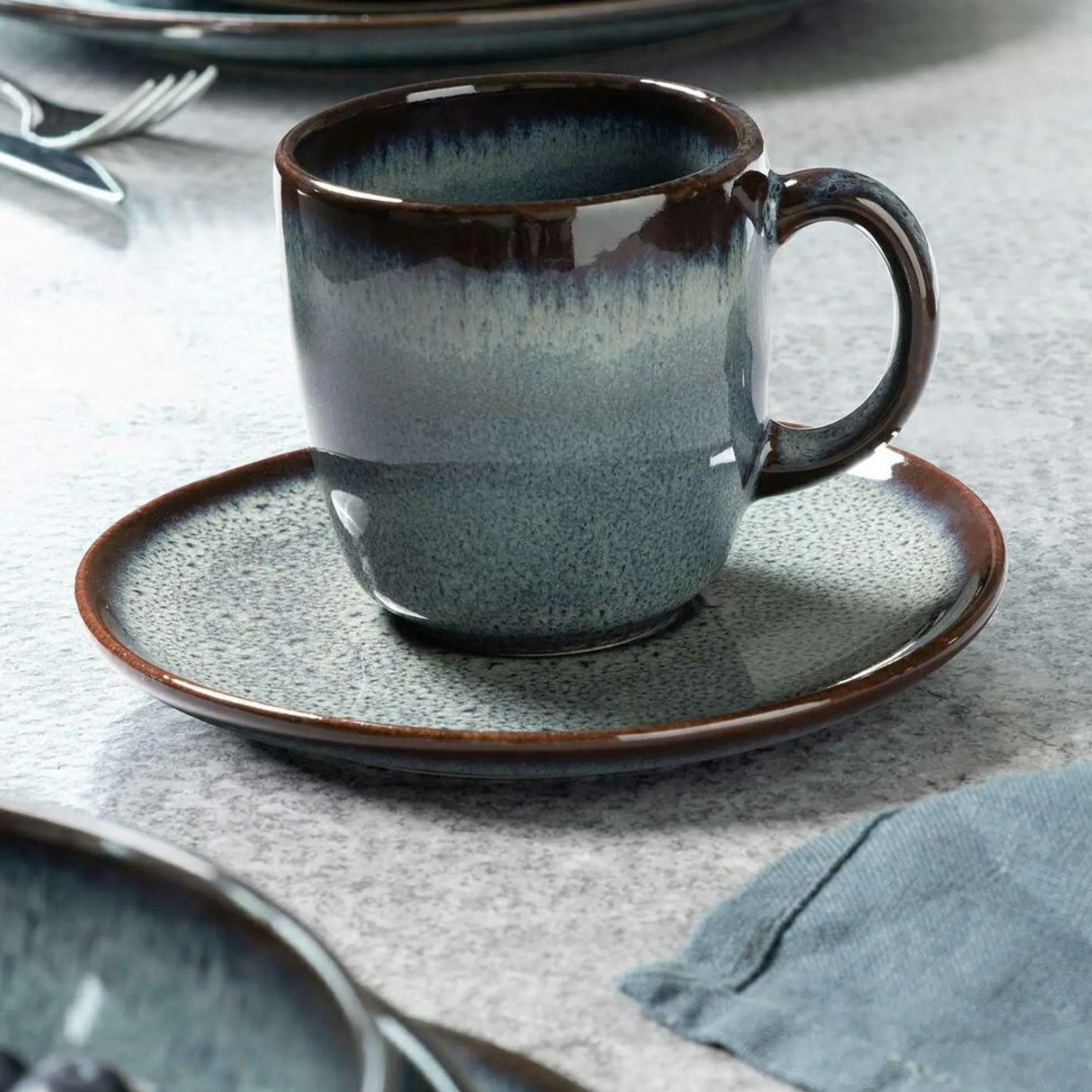 Kaffeeuntertasse LAVE GRIS