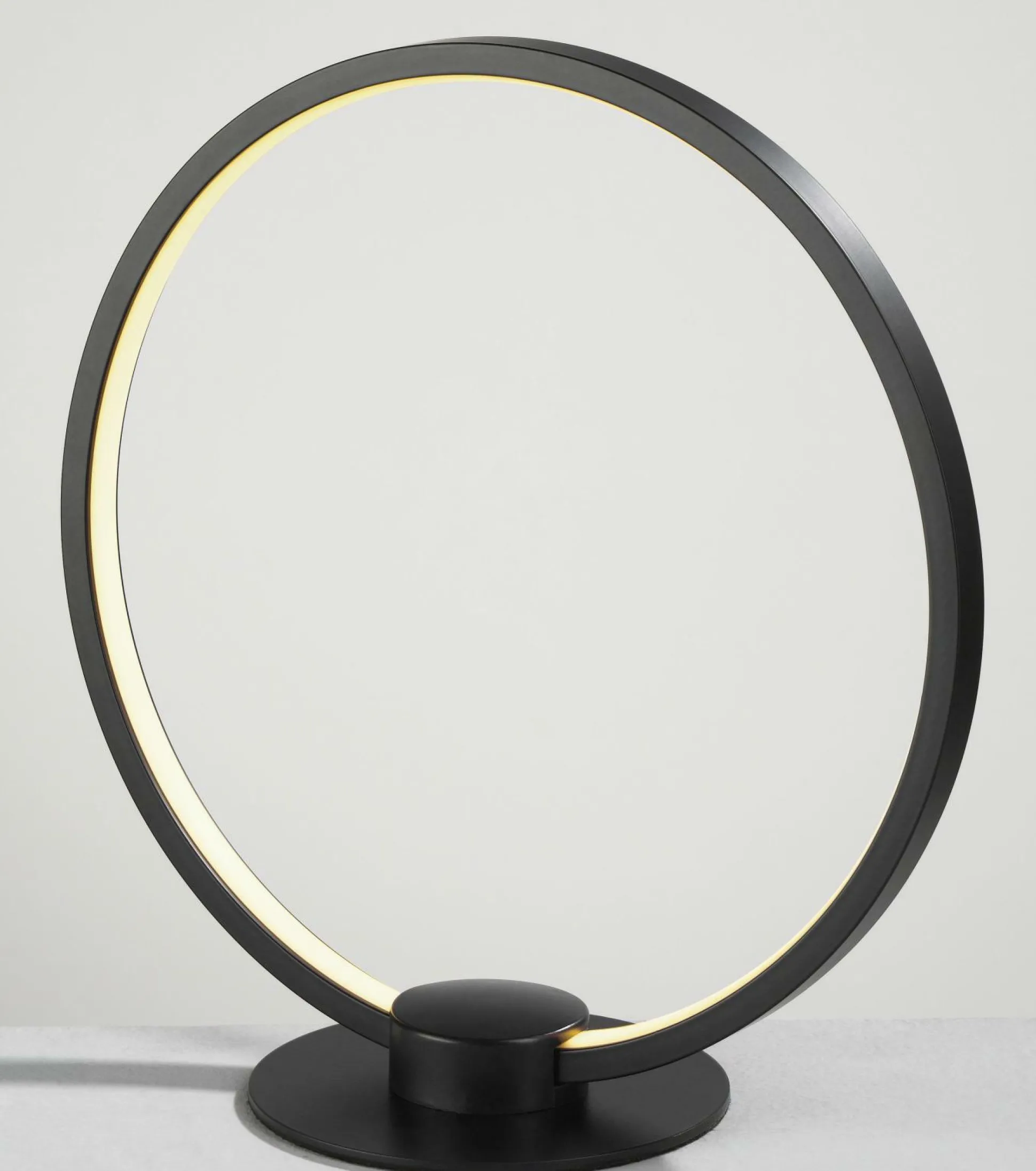 LED-Tischleuchte TOMA