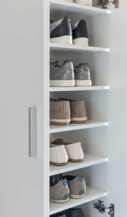 Schuhschrank