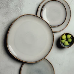 Servierplatte LAVE beige