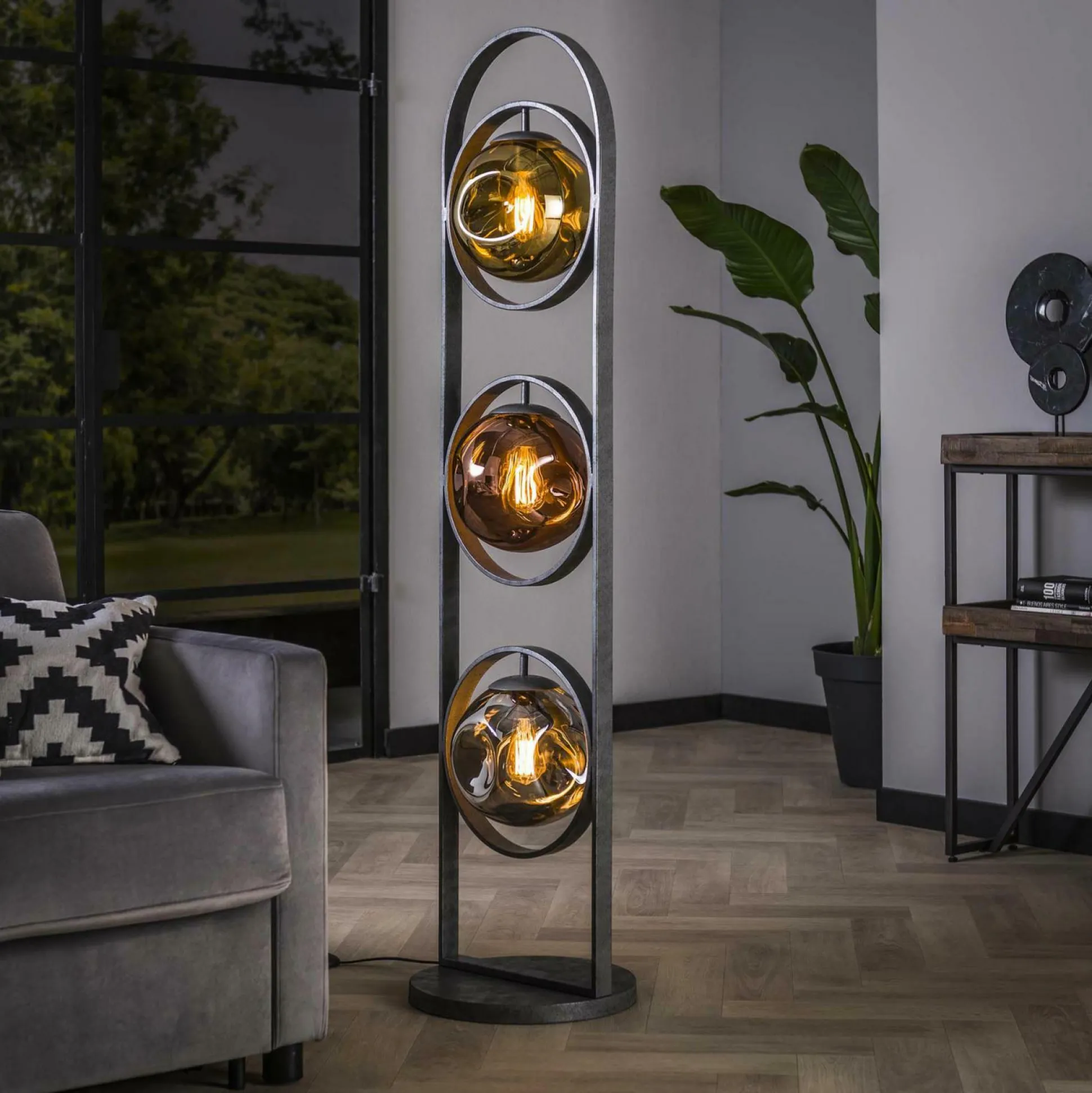 Stehleuchte STELLAR
