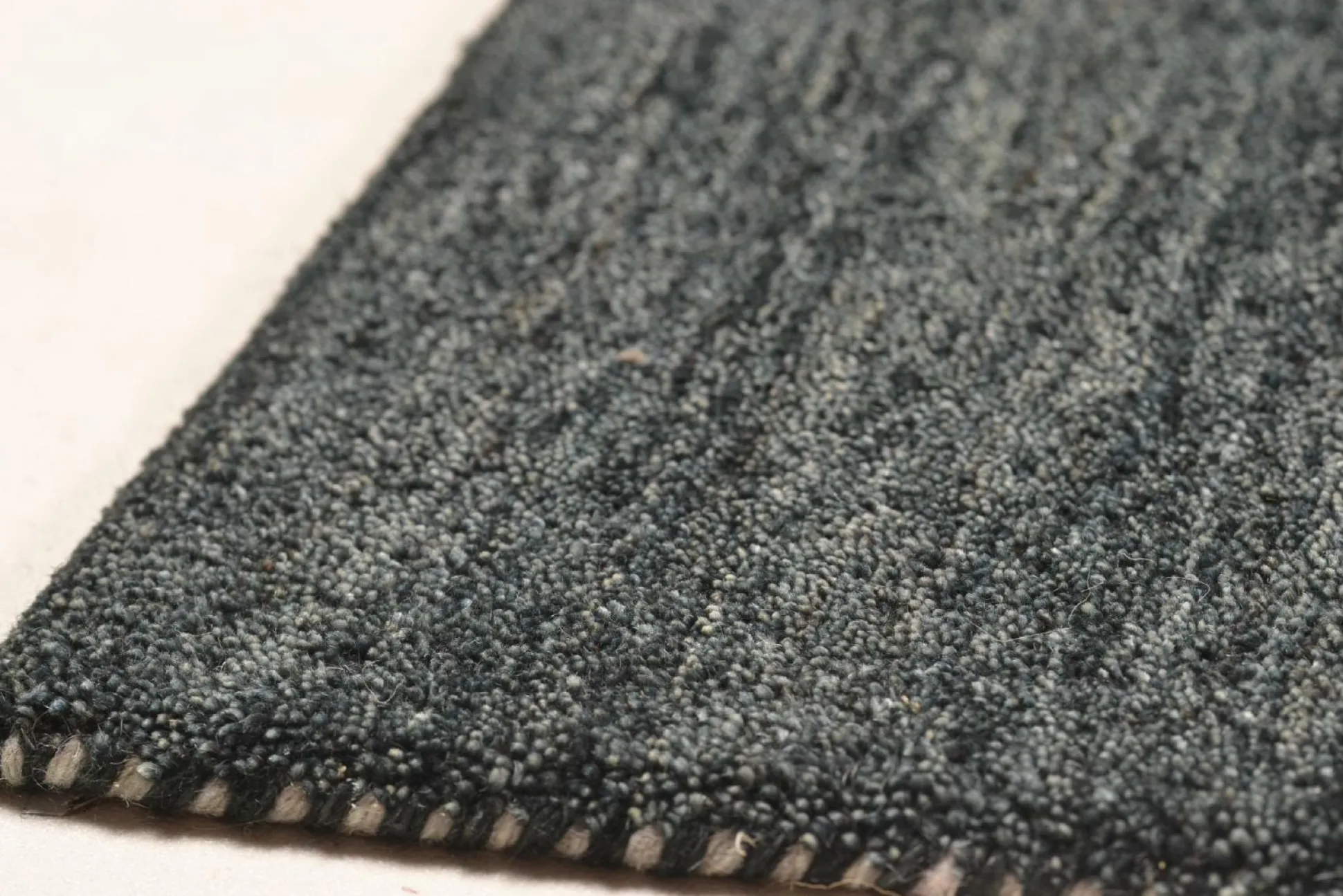 Teppich HALTU anthrazit